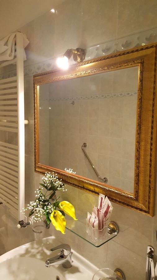 Canal Hotel Venezia