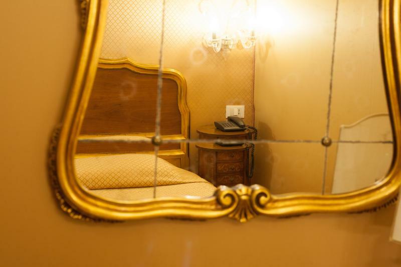 Canal Hotel Venezia