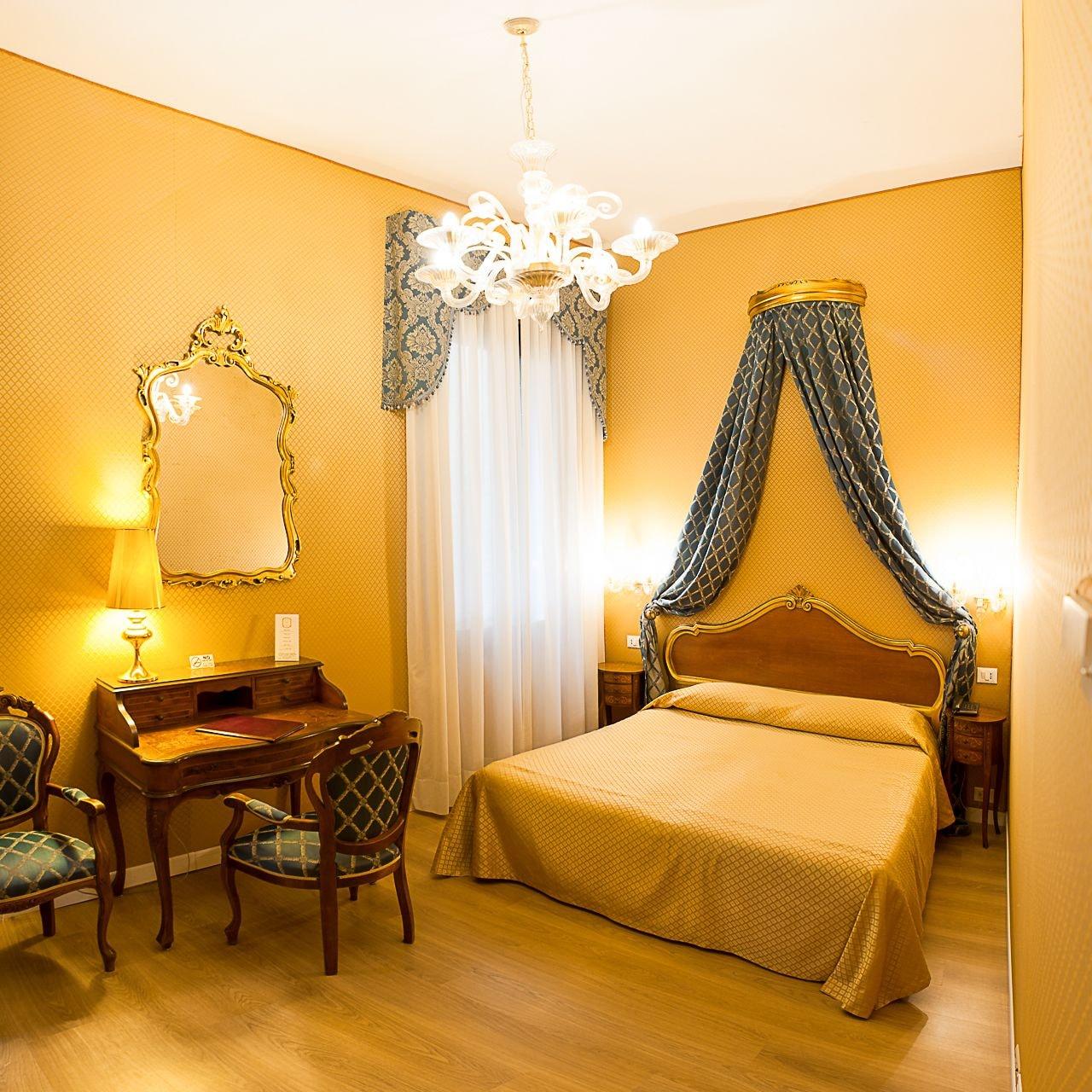 Canal 3* Venedig